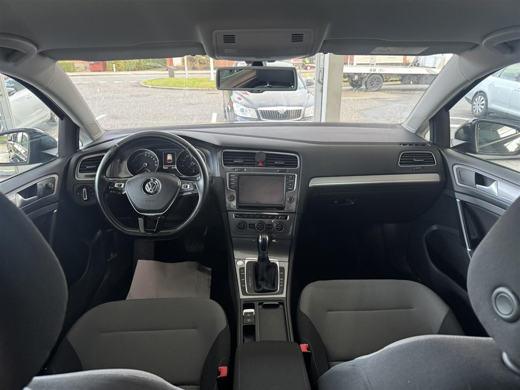 VW Golf — 11