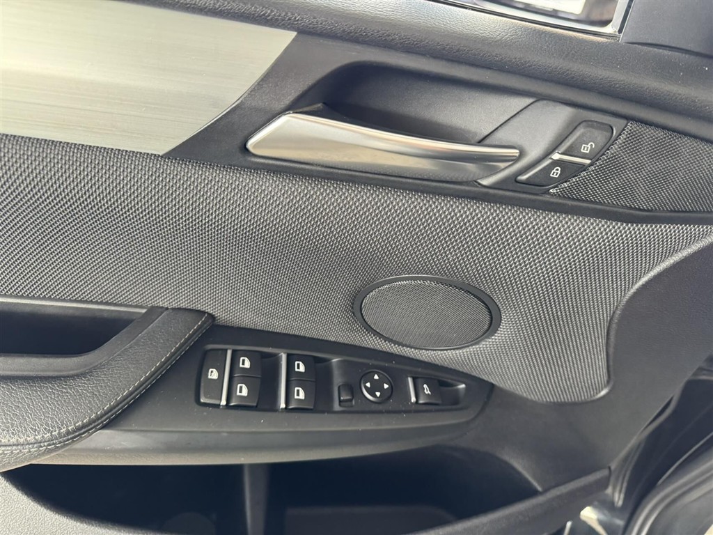 BMW X3 — 7