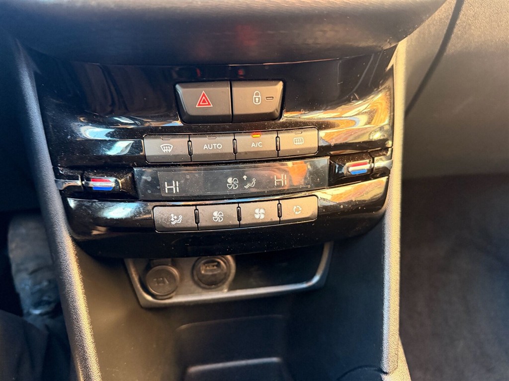 Peugeot 208, Billede 7