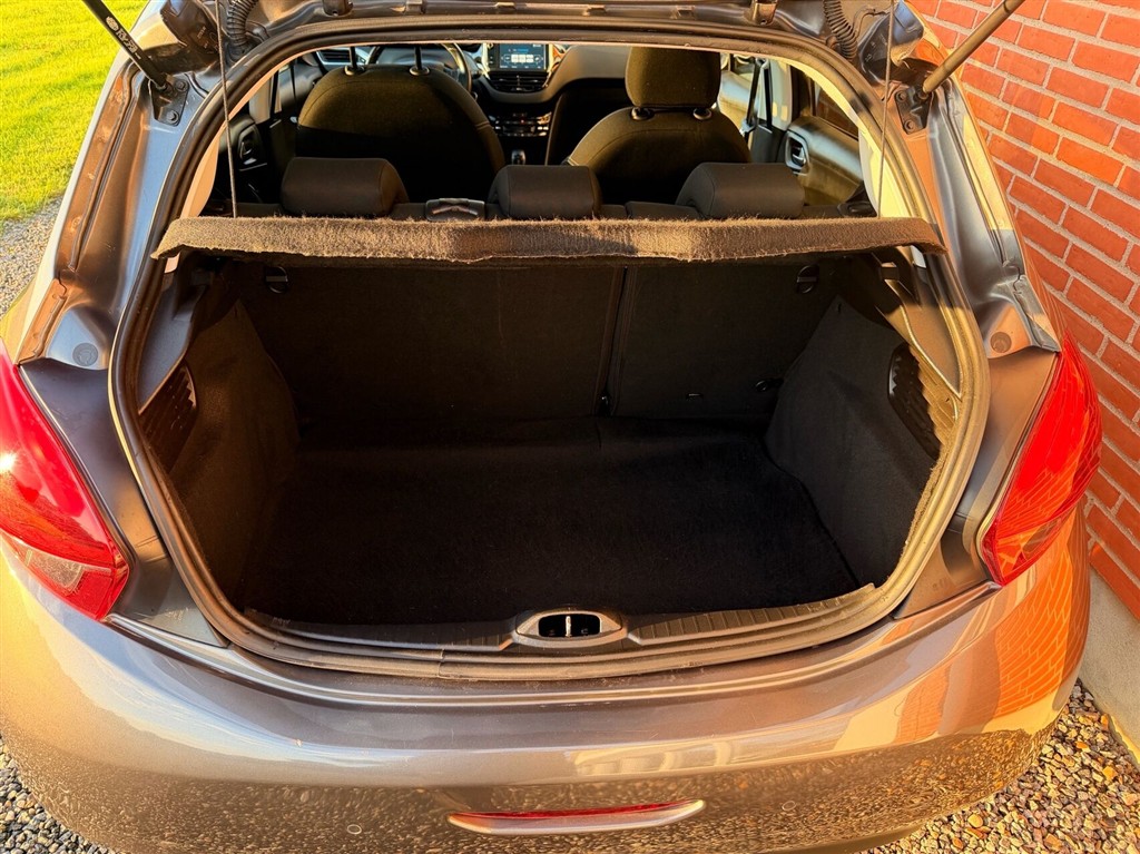 Peugeot 208, Billede 16
