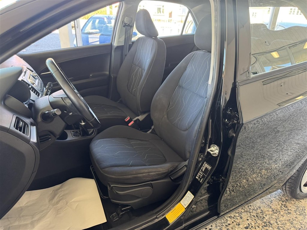 Kia Picanto — 8