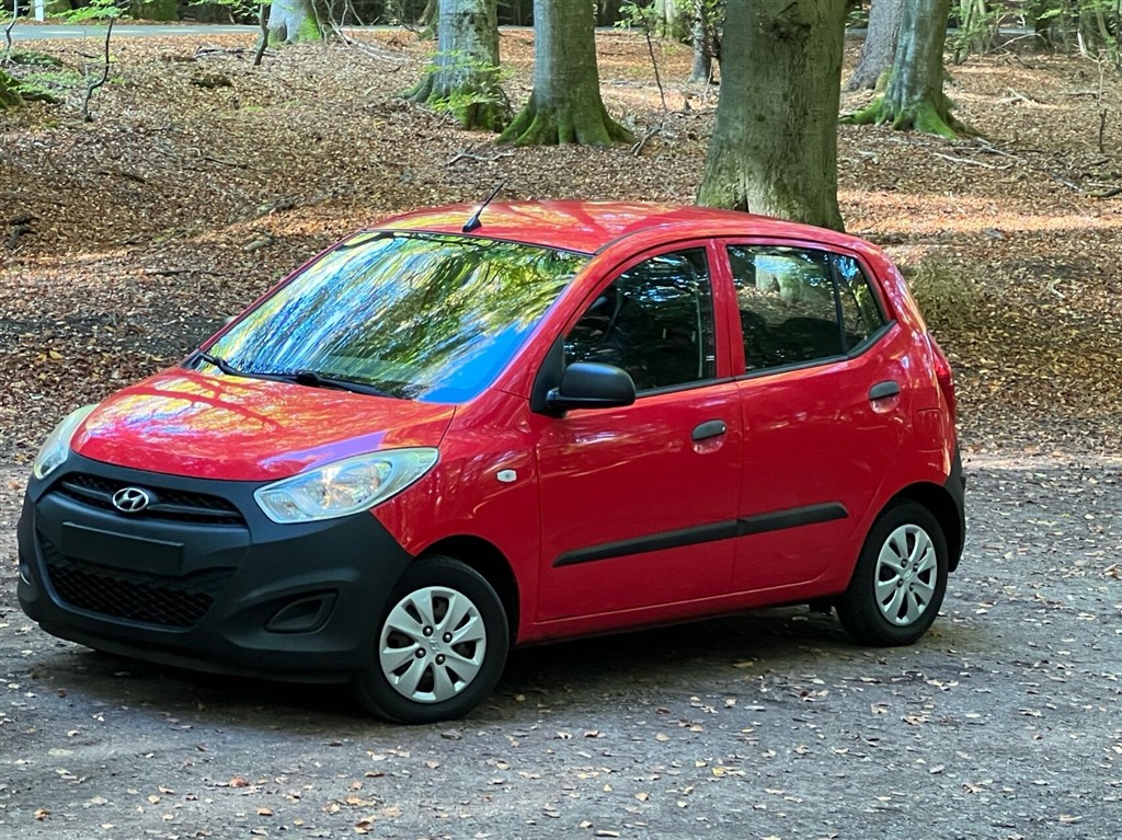Hyundai i10 1,1 Base 70HK 5d