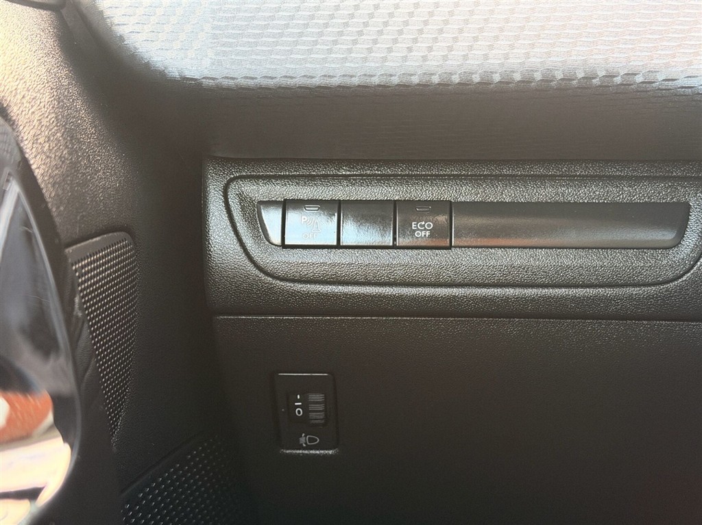 Peugeot 208, Billede 12